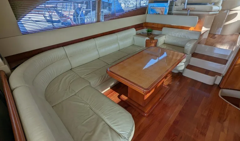 59 Ferretti 