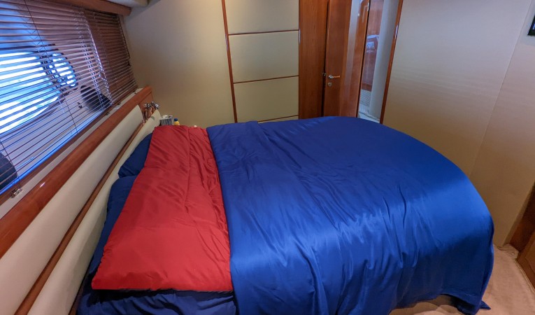 59 Ferretti 