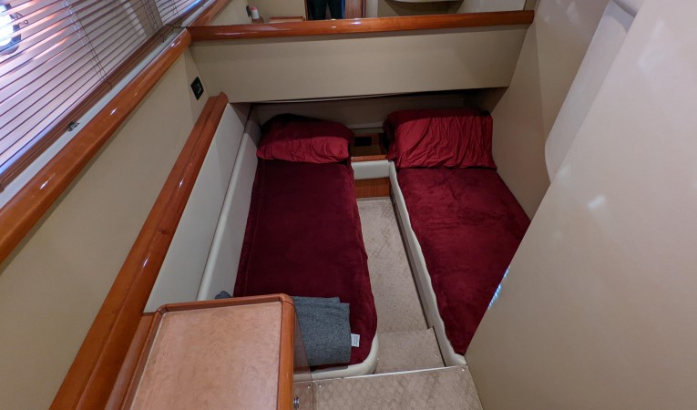 59 Ferretti 