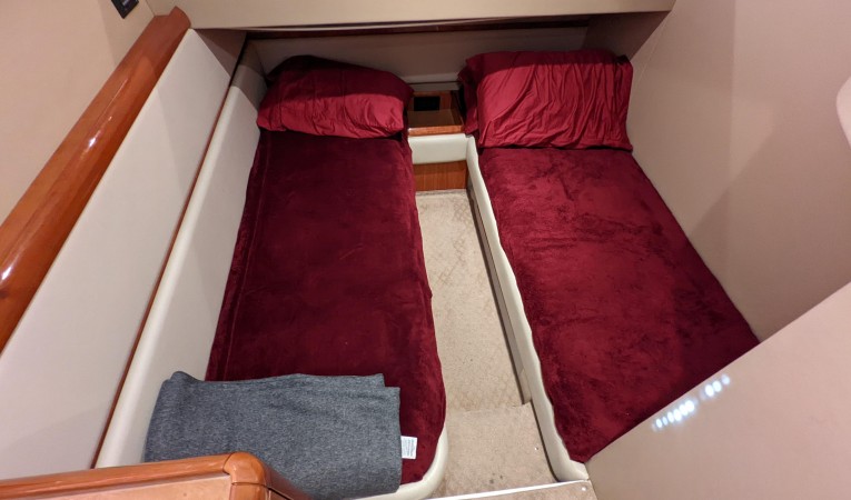 59 Ferretti 