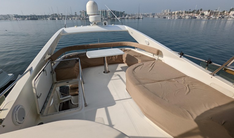 59 Ferretti 