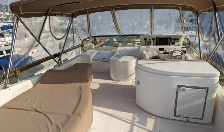 59 Ferretti 