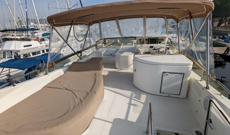 59 Ferretti 