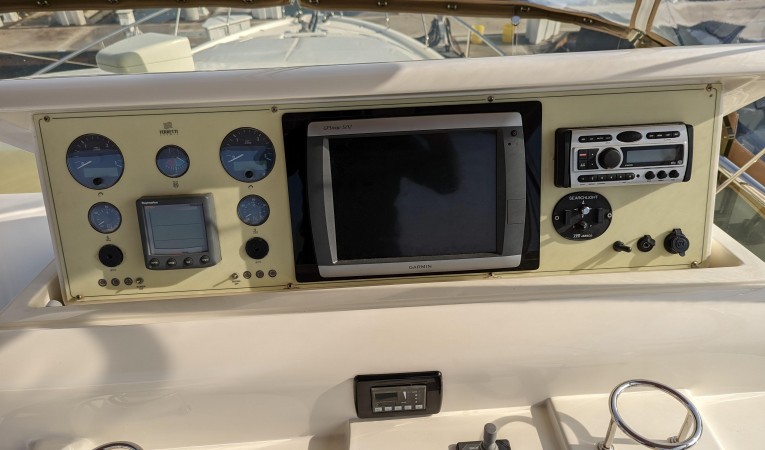59 Ferretti 