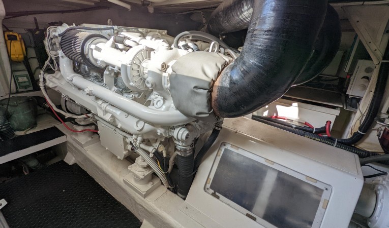 59 Ferretti 