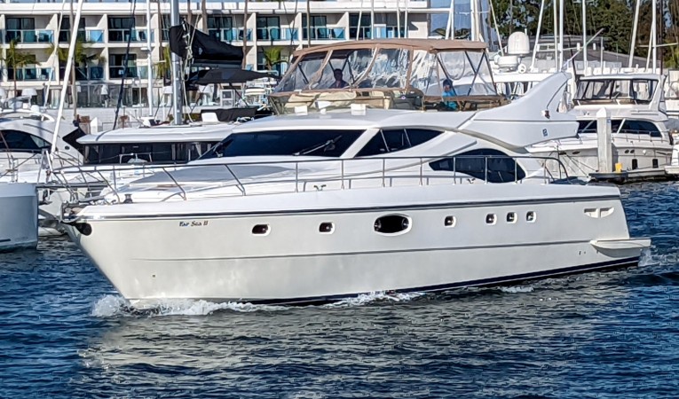 59 Ferretti 