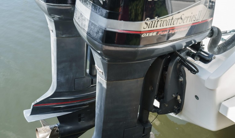 33 Intrepid Yamaha OX66 250HP