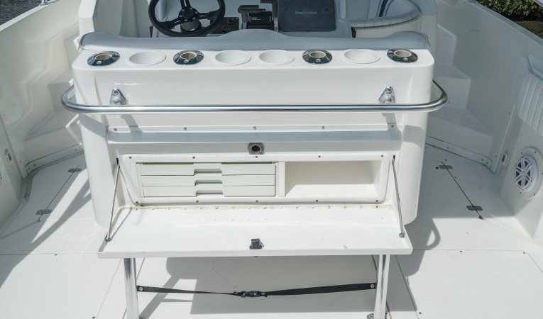 33 Intrepid Tackle Station