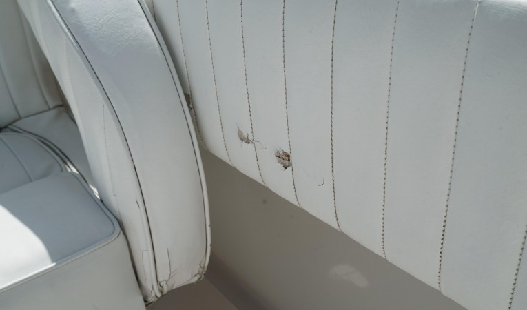 33 Intrepid Wear on Coaming Bolster