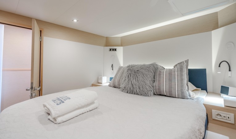 58 Fountaine Pajot 
