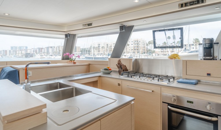 58 Fountaine Pajot 