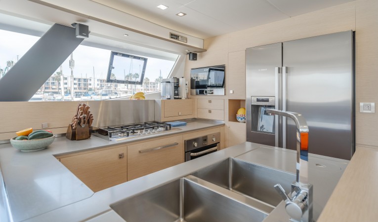 58 Fountaine Pajot 