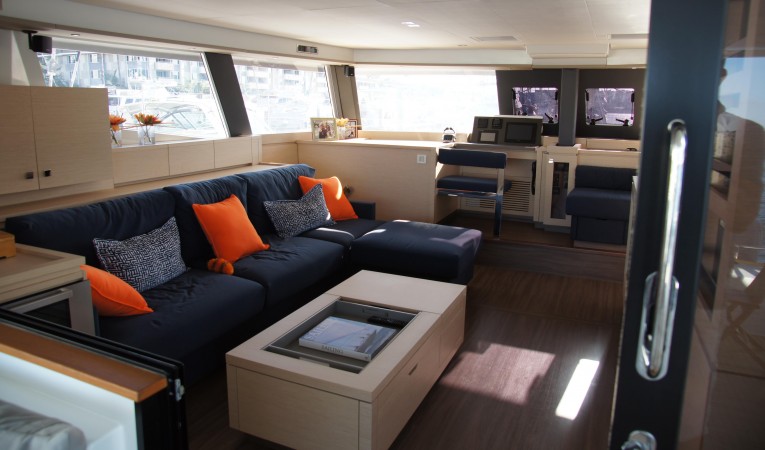 58 Fountaine Pajot 