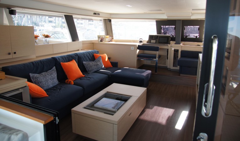 58 Fountaine Pajot 
