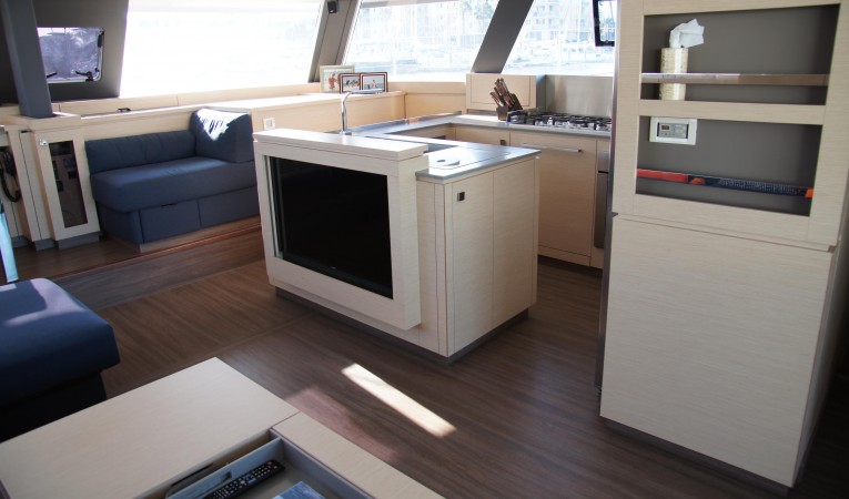 58 Fountaine Pajot 