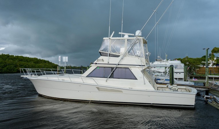 48 Viking 