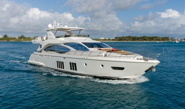 84 Azimut 