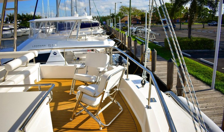 58 Robertson & Caine 