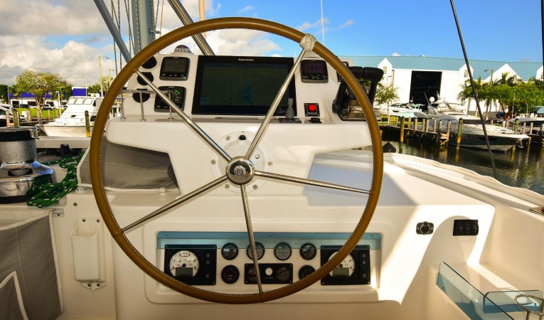 58 Robertson & Caine Exterior helm station