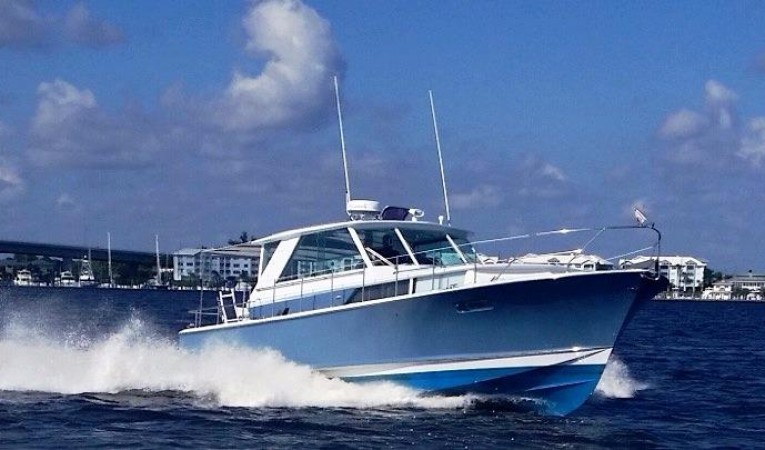 38 Chris-Craft Profile