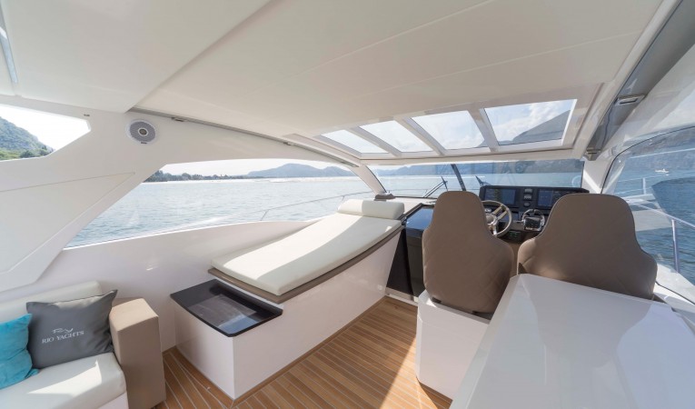 42 Rio Yachts 