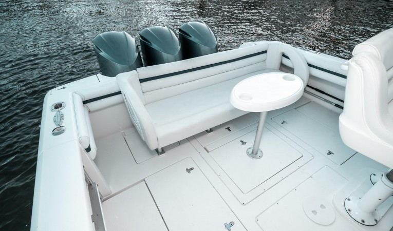 39 Intrepid Cockpit Aft