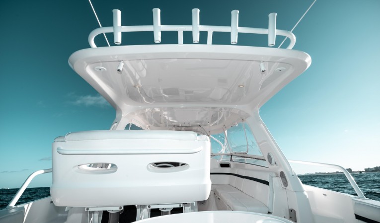 39 Intrepid Custom Hard Top