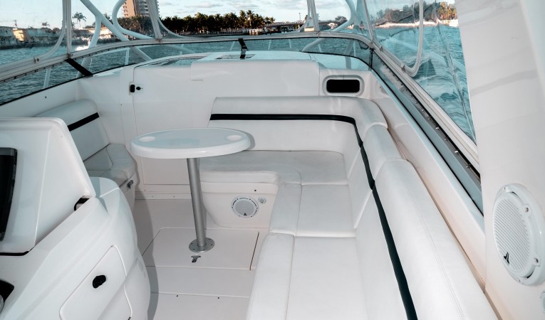 39 Intrepid Stbd Seating