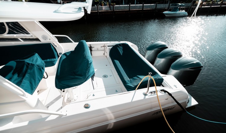 39 Intrepid Cover for Aft Seating