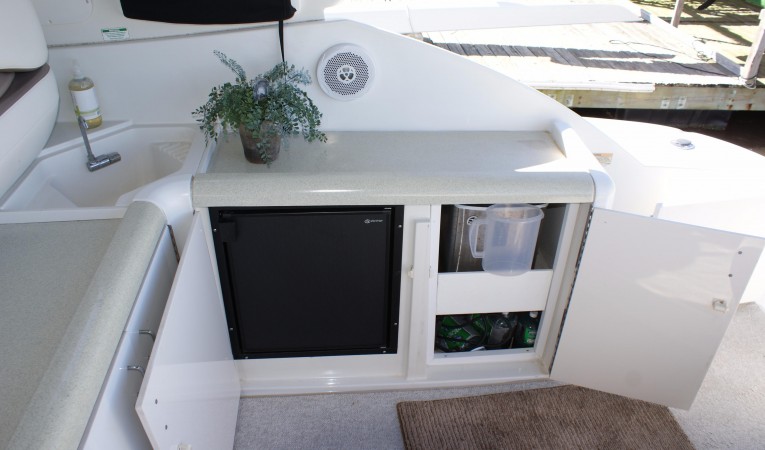 44 Trojan cockpit to starboard