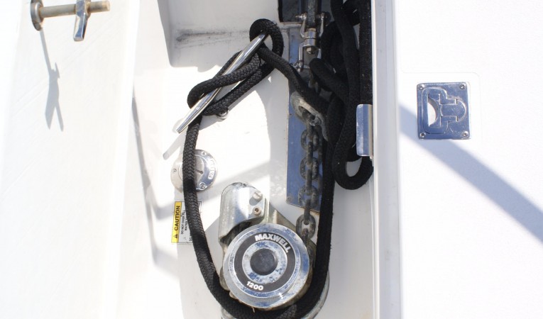 44 Trojan Maxwell 1200 windlass