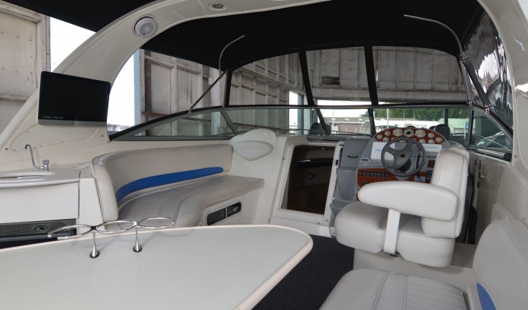 32 Bayliner 