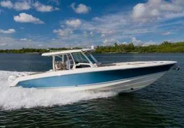 38' Boston Whaler 2019