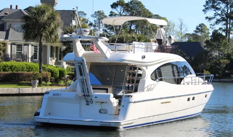 47 Ferretti Yachts starboard quarter
