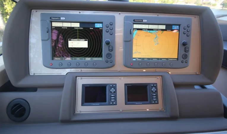 47 Ferretti Yachts helm detail 2