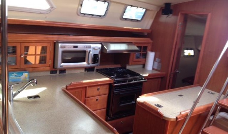 49 Hunter Galley w/ 4 Refrigerator / freezers