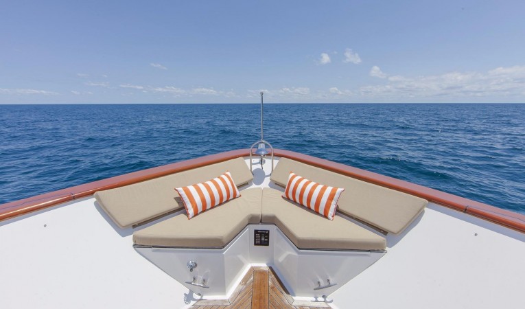 97 Hargrave Bow Seating