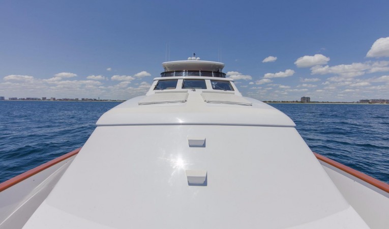 97 Hargrave Bow Detail