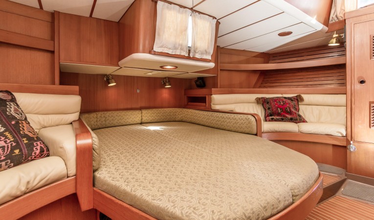 53 Nautor Swan Master Cabin