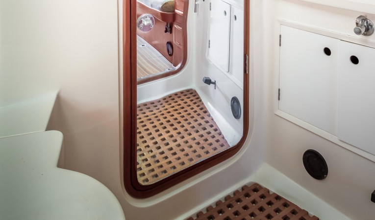 53 Nautor Swan Forward head