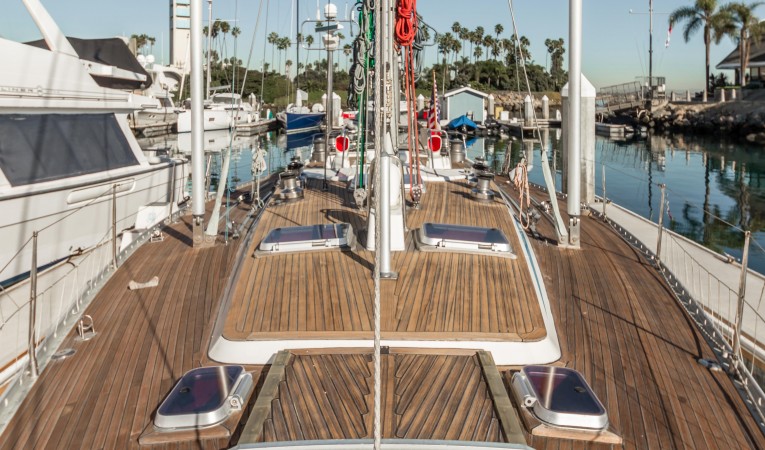 53 Nautor Swan Foredeck