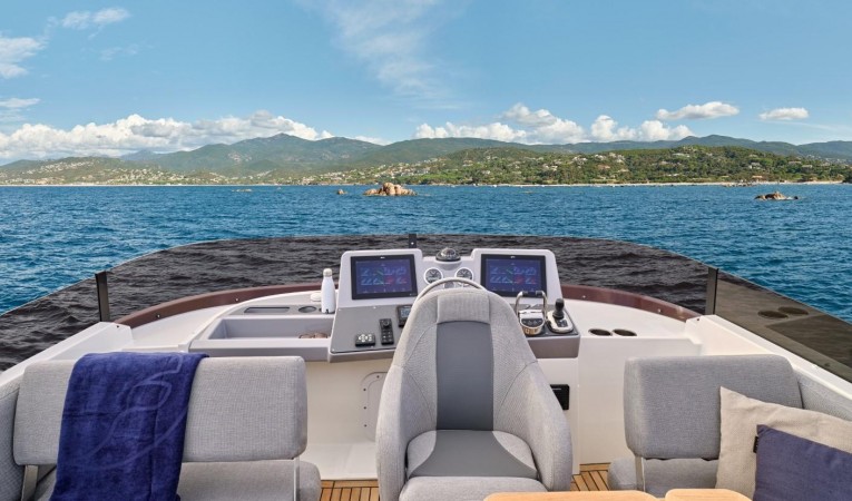 48 Beneteau 