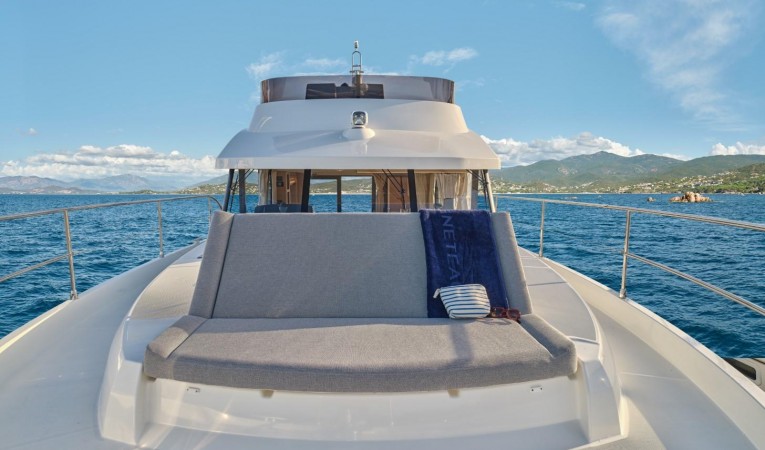 48 Beneteau 