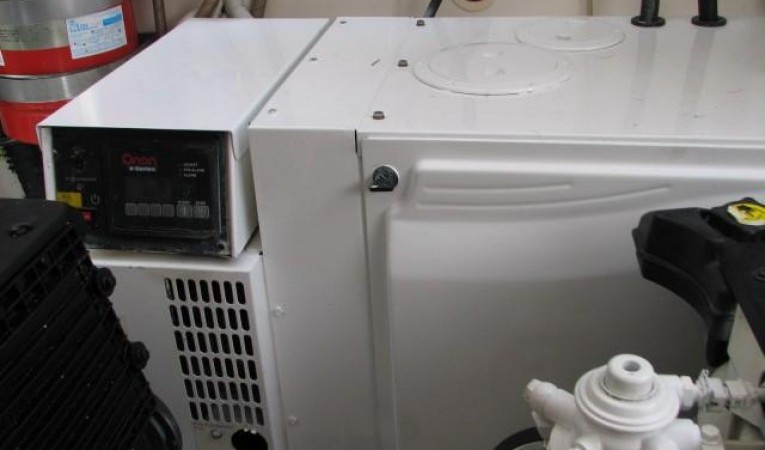 43 Tiara Engine Room Generator