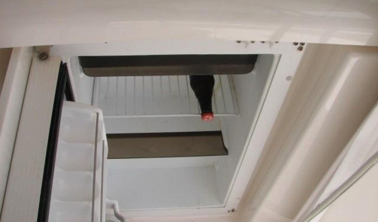 43 Tiara Upper Cockpit Refrigerator