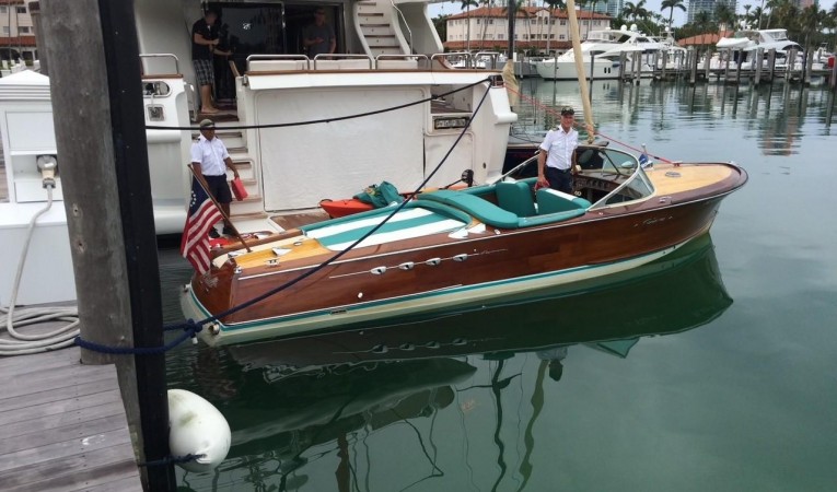 27 Riva 