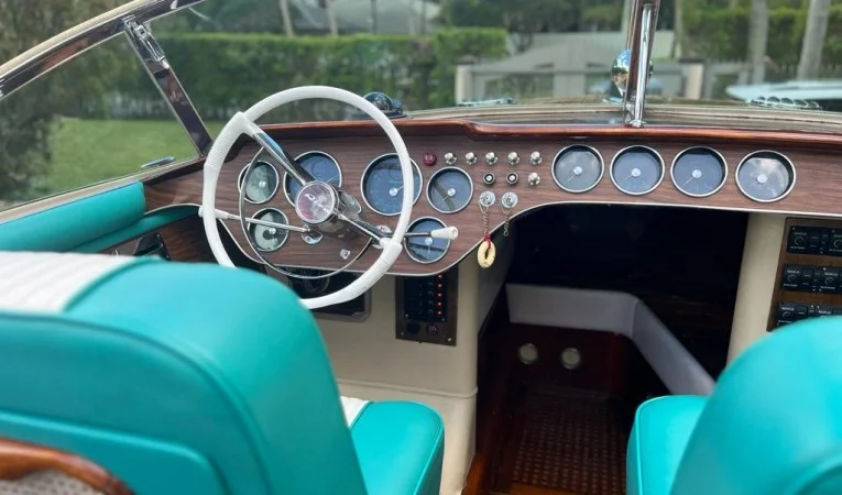 27 Riva 