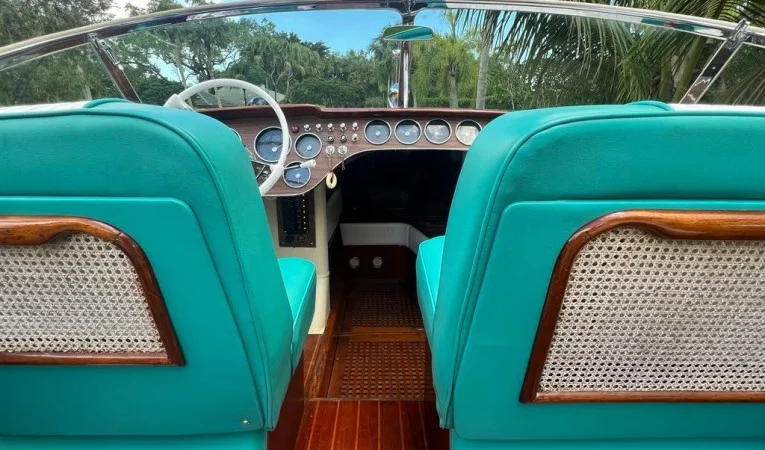 27 Riva 