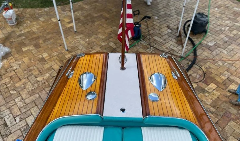 27 Riva 