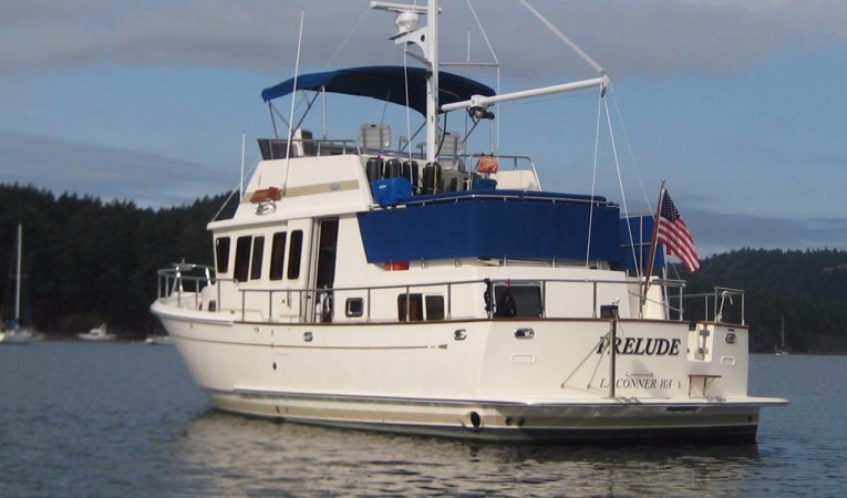 36 Selene Starboard aft side at anchor